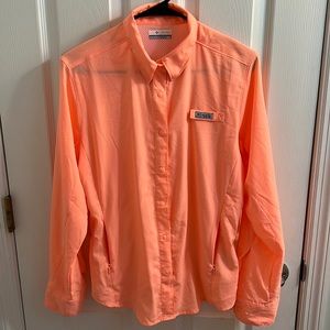 Columbia PFG Women’s Long Sleeve Fishing Shirt color Peach